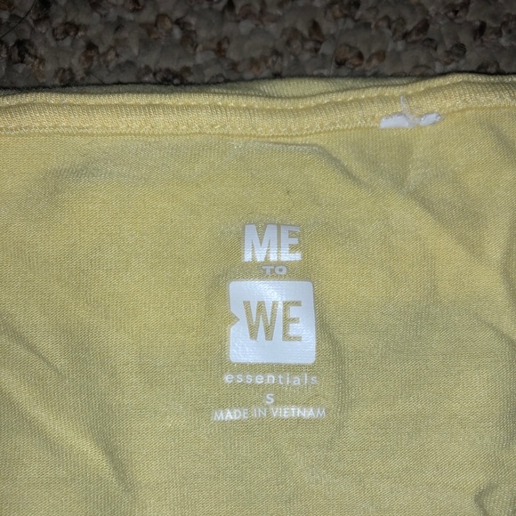 Off Shoulder Yellow Croptop - Picture 2 of 2